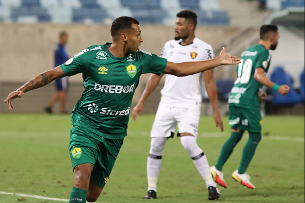 Com gol de pênalti, Cuiabá vence o Sport e sobe na tabela