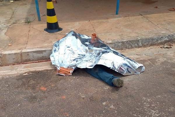 Mulher mata o namorado com golpes de faca durante briga