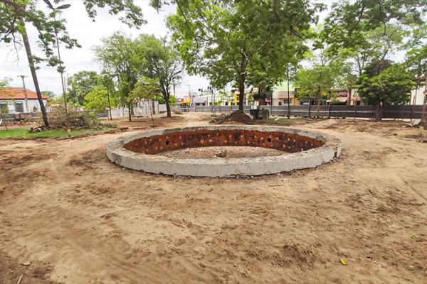 Prefeitura inicia obra de revitalização da Praça Major João Carlos