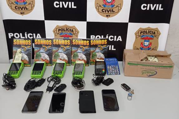 Três pessoas são apreendidas por suspeitas de extorsão e envolvimento com jogo do bicho