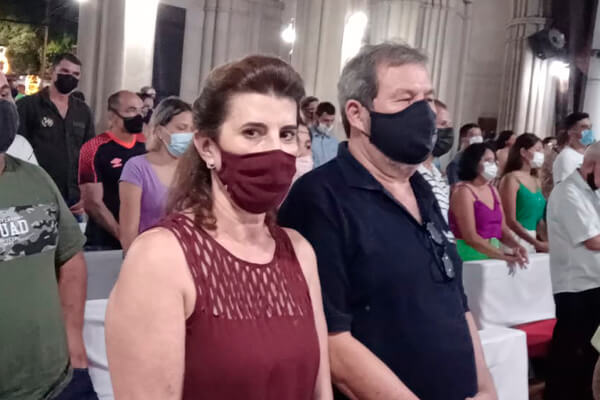 Ex-prefeito de Cáceres, Francis Maris comemora 38 anos de matrimônio