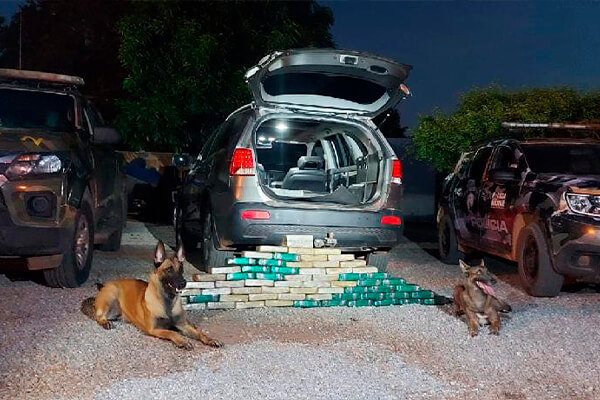 Homem é preso com 67 kg de pasta base de cocaína em Cáceres