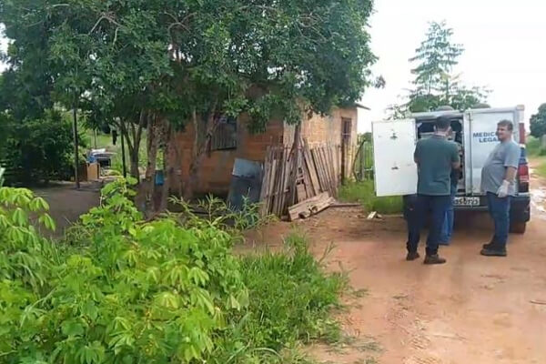 Mulher-mata-marido-com-pedaço-de-madeira-dorme-e-depois-chama-a-PM-em-Cáceres