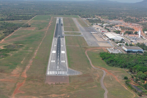 Avião com deputado e senador de MT não consegue aterrissar no Aeroporto Marechal Rondon; Confira