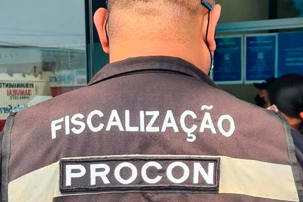 Procon de Cáceres efetua fiscalização nos postos de combustíveis para conter aumentos irregulares