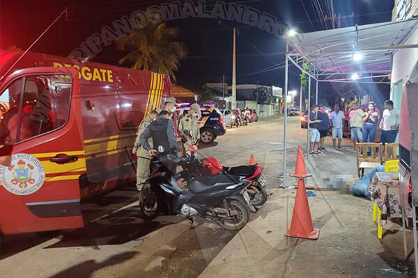 Rapaz morre após ser baleado na noite deste domingo em Cáceres; veja o vídeo