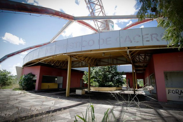 Cáceres-é-desdenhada-na-cara-da-Prefeita