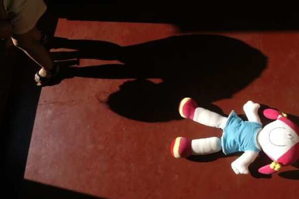 Mãe-deixa-celular-gravando-e-flagra-marido-estuprando-a-filha-de-5-anos-em-MT