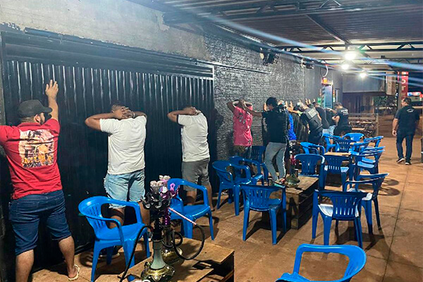 Operação fiscaliza bares de Confresa para combater exploração sexual de menores