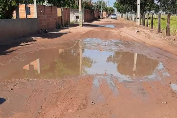 Em vídeo, vereador Leandro mostra o descaso da prefeitura de Cáceres com a comunidade do Caramujo