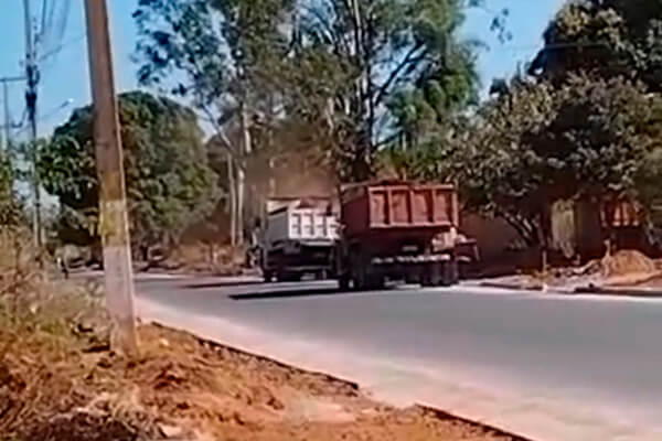 Moradores próximos da Via dos Bandeirantes denunciam venda de materiais públicos; veja vídeo