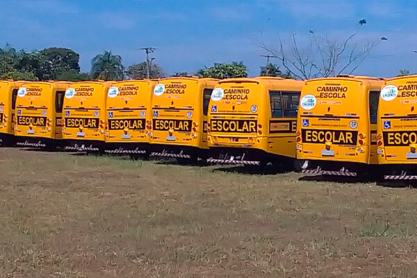 Ônibus da prefeitura para de funcionar ao levar pacientes de Cáceres para serem atendidos em Cuiabá