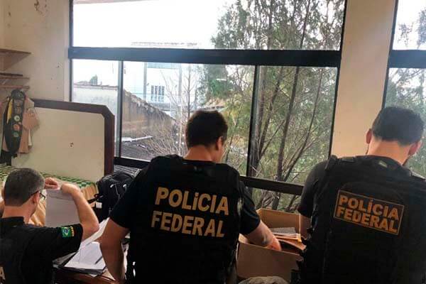 Máfia da falsa aposentadoria em MT fraudou R$ 2 milhões em pagamentos; foi realizado mandado de busca e apreensão em Cáceres