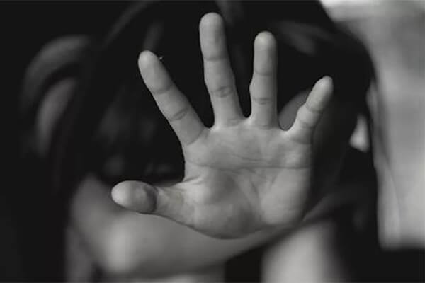 Vizinho-pedófilo-estupra-menina-de-8-anos-dentro-de-bar-em-MT