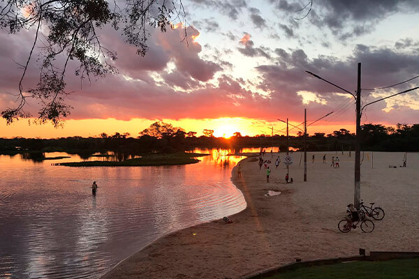 Chuva no meio da semana promete alívio em cidades de MT