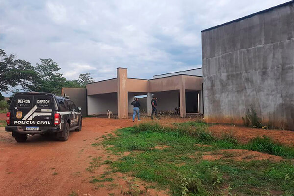 Operação contra o tráfico de entorpecentes cumpre mandados em três cidades da fronteira de MT