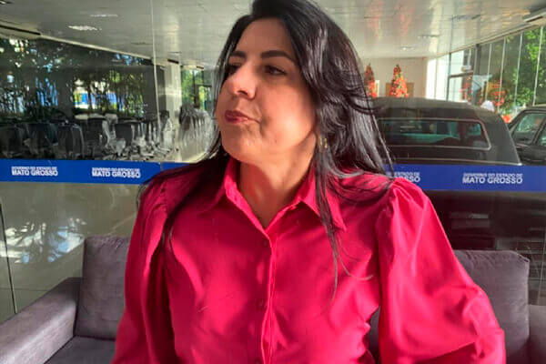 Em-Cáceres-continua-a-Politicagem-do-toma-lá-dá-cá