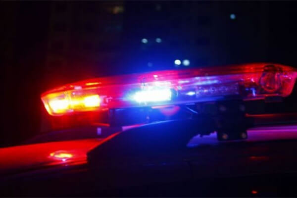 Suspeitos-são-detidos-com-drogas-e-menores-de-15-e-16-anos