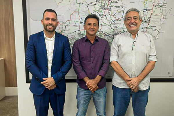 Com-apoio-do-Deputado-Moretto-Sinfra-MT