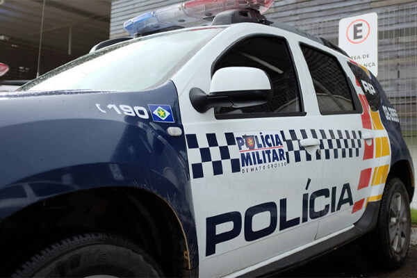 Criança-liga-no-190-e-denuncia-próprio-pai-ao-ver-a-mãe-sendo-ameaçada-de-morte