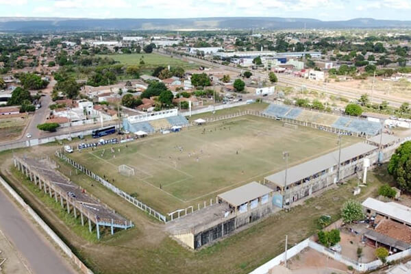 Sem-torcida-o-Cáceres-estreia-na-segunda-divisão-do-Campeonato