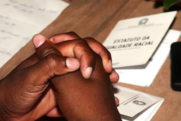 Médico-é-preso-em-clínica-de-MT-após-ofender-funcionária