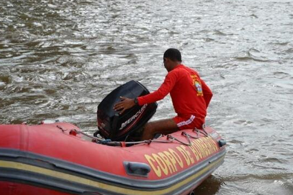 Adolescente morre afogado em represa durante banho com amigos em MT