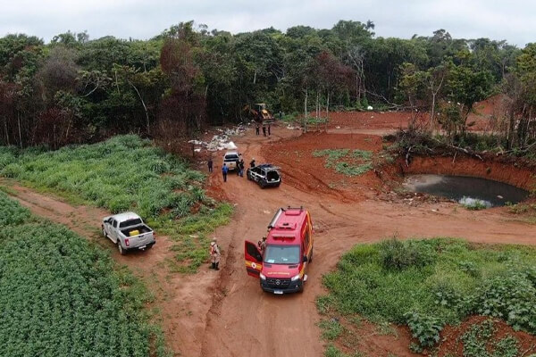 Polícia-prende-cinco-bandidos-do-tribunal-do-crime-pelo-desaparecimento