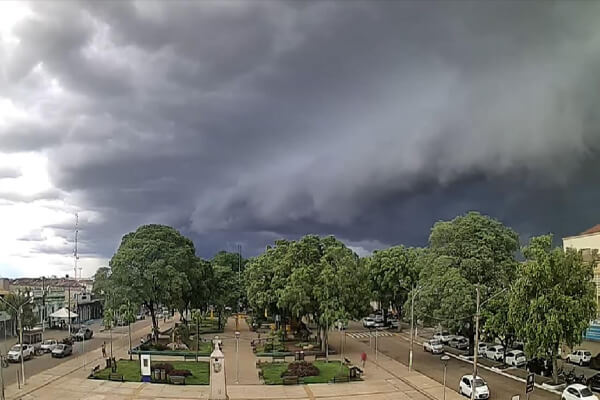 Semana-começa-com-alerta-de-tempestade-para-todo-Estado-de-Mato-Grosso