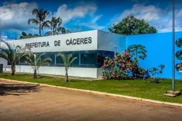 12 anos após concurso, técnica de enfermagem é nomeada em prefeitura de Cáceres