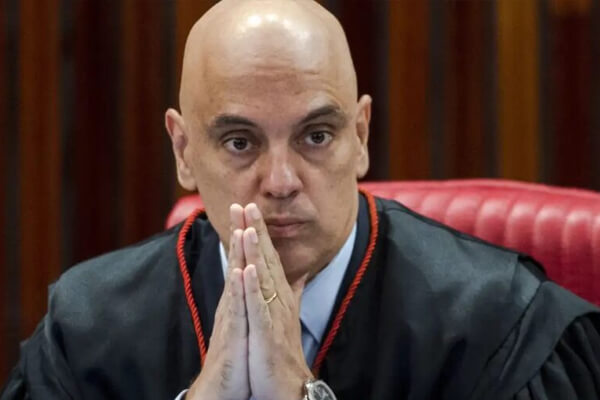 Moraes-se-despede-da-presidência-do-TSE-nesta-quarta-após-dois-anos