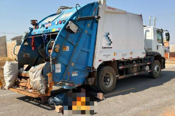 Gari-se-desequilibra-cai-e-tem-cabeça-esmagada-por-caminhão-de-lixo-em-MT