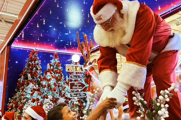 Caravanas de Natal da Coca-Cola farão apresentações em dez cidades de MT