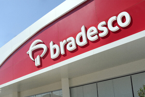 Bradesco-oferece-quase-500-vagas-de-emprego