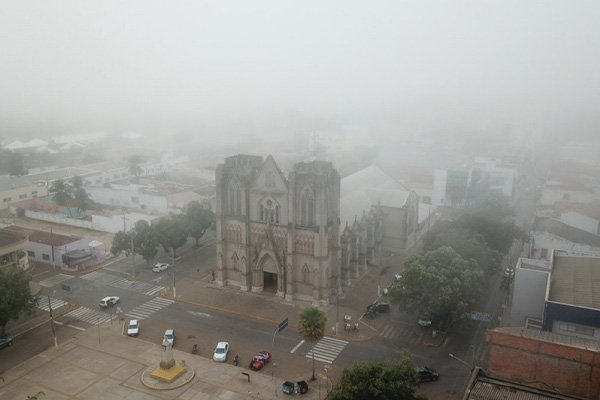 Clima ameno marca o fim de semana em MT; mínimas chegam a 17°C na região sul