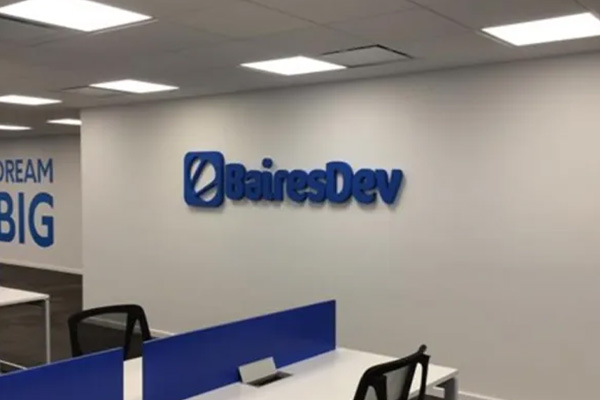 Empresa multinacional tem vagas com salário em dólar e trabalho 100% home office