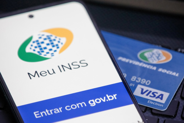 Fraude no INSS saiba como fazer consulta e pedir reembolso nas agências dos Correios