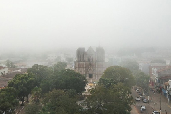 Frente fria derruba temperaturas em MT e termômetros vão marcar 14 graus