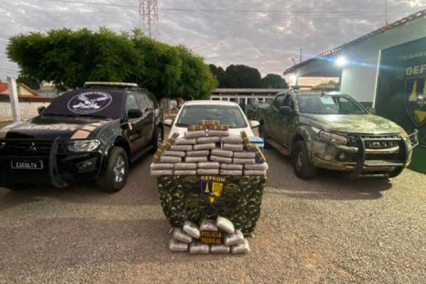 Gefron e PF apreendem drogas em carro de prefeitura em Cáceres