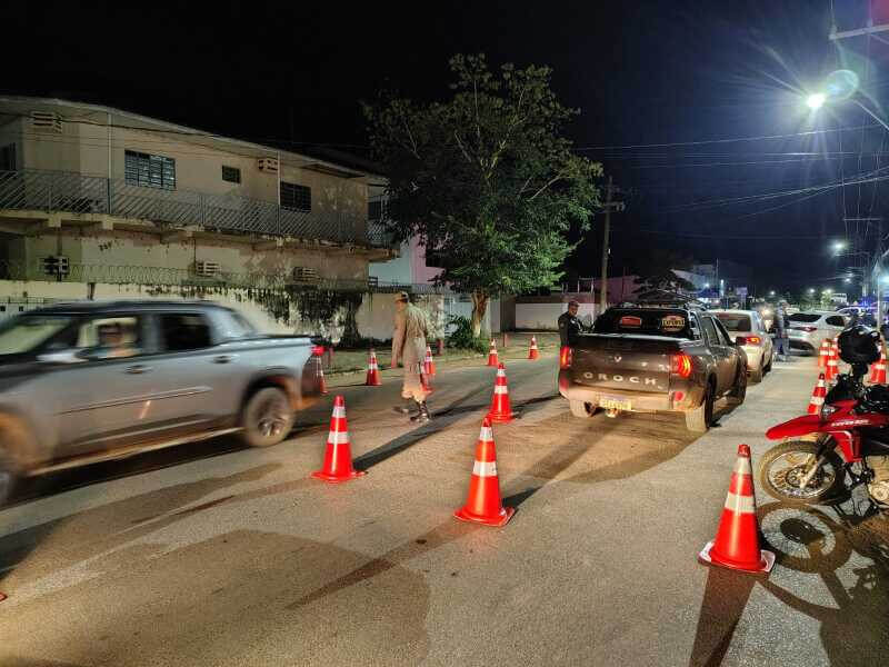 Mais-de-140-testes-de-alcoolemia-em-Blitz-da-Lei-Seca-em-Cáceres-3