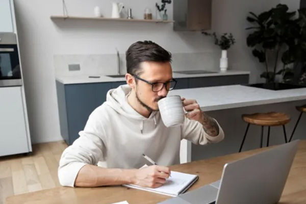 Vagas 100% remotas veja mais de 100 oportunidades de emprego
