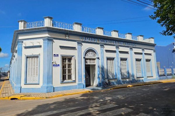 Câmara de Cáceres reforça apoio à implantação do Fort Atacadista