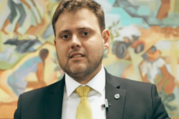 Em entrevista à Difusora, Ministro Irajá Lacerda aborda demandas do Oeste de MT