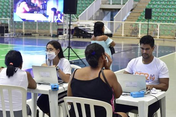 Governo de MT realiza mutirão para cadastrar novos beneficiários do programa SER Família
