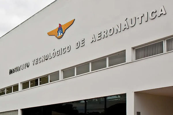 ITA oferta cursos online gratuitos com certificado da Aeronáutica