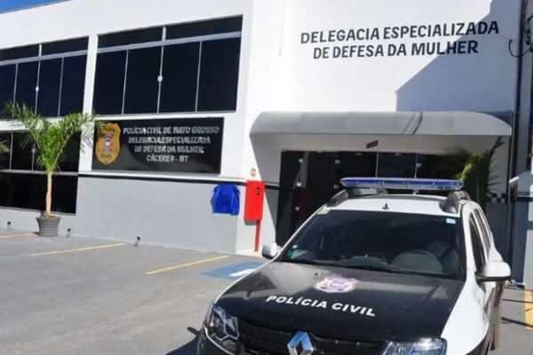 Jovem-de-20-anos-ignora-Justiça-e-agride-ex-de-35-em-Cáceres