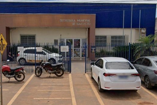 Servidora é suspensa por ofensa à ex-chefe após arquivamento de sindicância em Cáceres