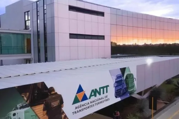 ANTT abre vagas para nível médio com salário inicial de R$ 8 mil