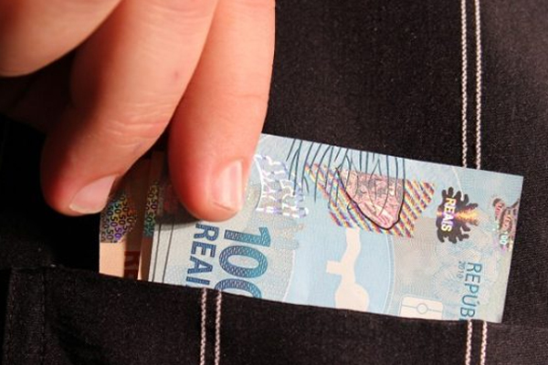 Profissão mais nova do mundo oferece salários de R$ 35 mil até para iniciantes