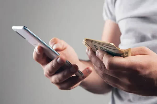 Só-com-o-celular-Veja-13-formas-de-fazer-dinheiro